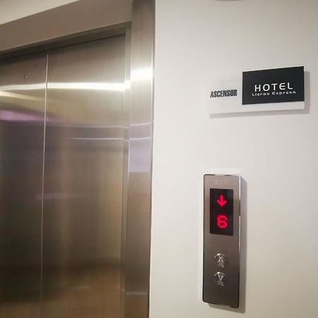 Hotel Lleras Express メデジン エクステリア 写真