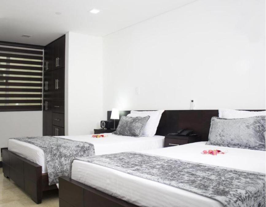 Hotel Lleras Express メデジン エクステリア 写真