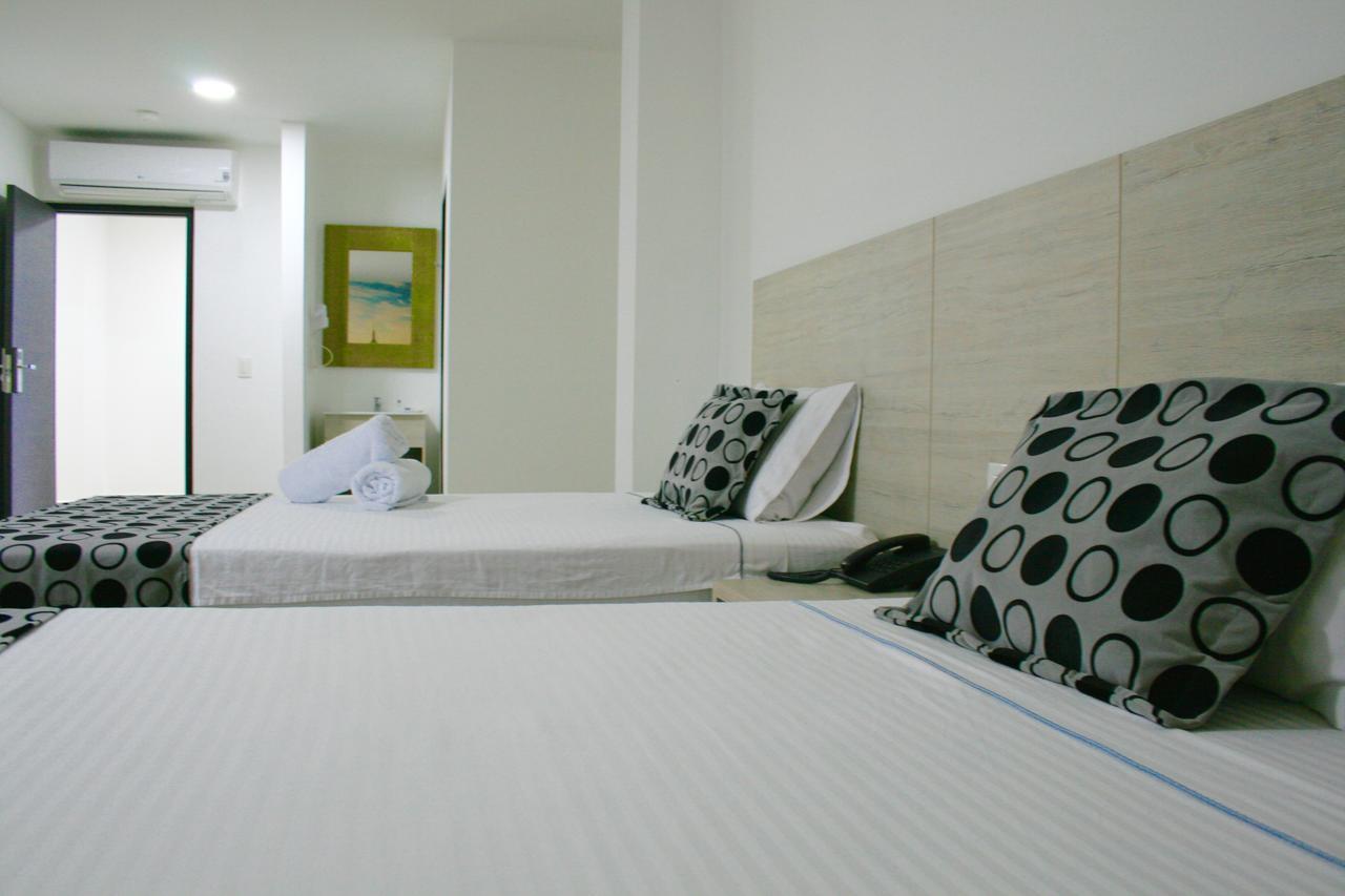 Hotel Lleras Express メデジン エクステリア 写真