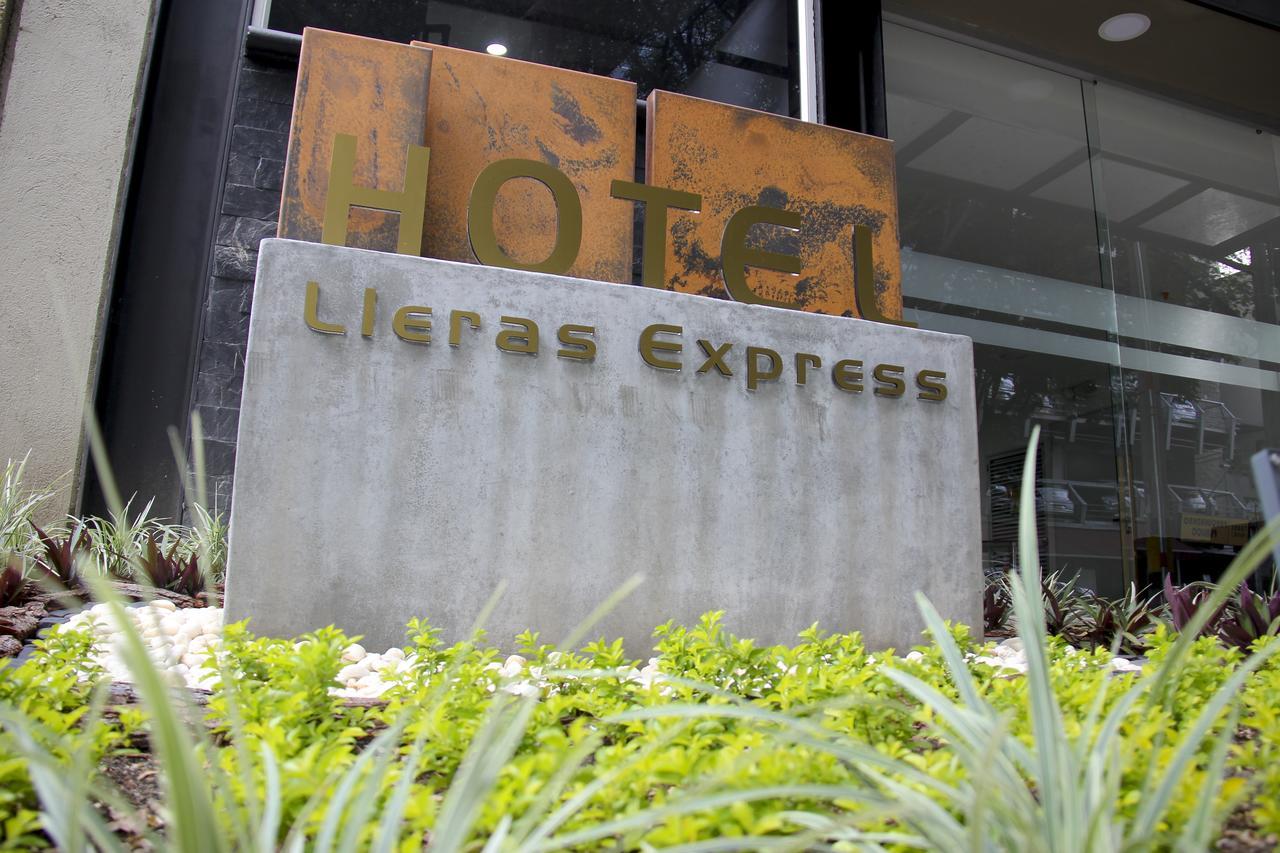 Hotel Lleras Express メデジン エクステリア 写真